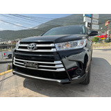 Toyota Highlander Le Modelo 2017 Color Negro 