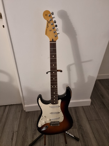 Guitarra Fender México Std Zurda Mejorada. Ibanez Gibson 