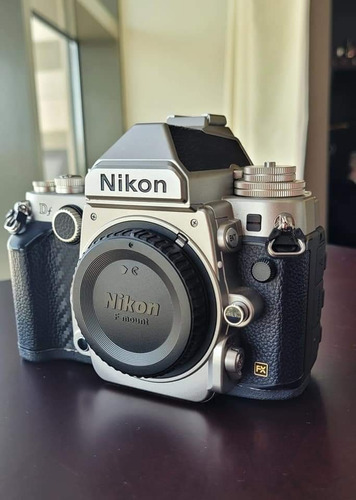 Nikon Df Kit 50 Mm Fx