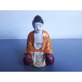 Antiga Escultura De Buda Em Porcelana