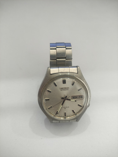Relógio Seiko 7009, Masculino, Automático Fundo Branco.