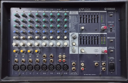 Powered Mixer (mesa Amplificada) Yamaha Emx512sc Analógica 