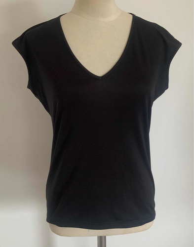 V. Ortiz. Blusa Negra Manga Corta. Talle M #pup26