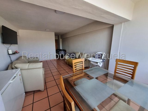 Venta Comodo Apartamento En Zona Estrategica De La Ciudad Al Oeste De Barquisimeto Gabriela C - Imagen 4