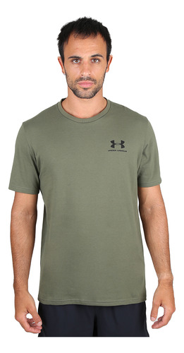 Remera Under Armour Sportstyle Left Chest Hombre En Verde | 