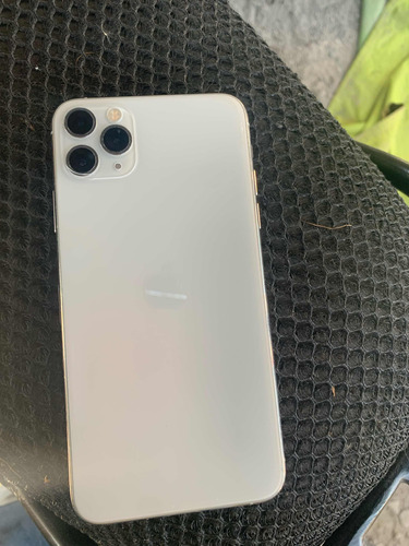 iPhone 11 Pro Max 64 Gb Liberado Plata