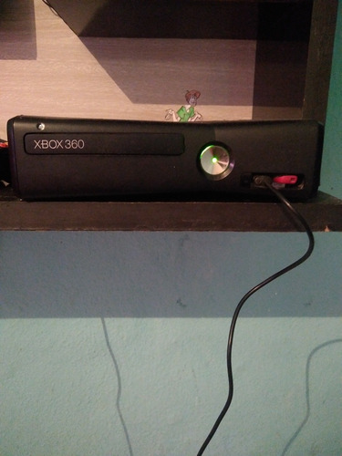 Vendo X Box 360 Preto Funcionando Tudo Em Perfeito Estado 