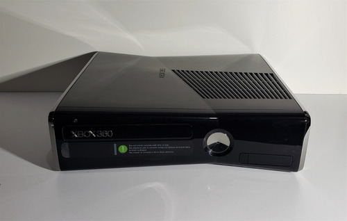 Microsoft Xbox 360 Slim + 18 Juegos + Kinect