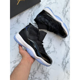 Jordan 11 Space Jam Negro Talla 26