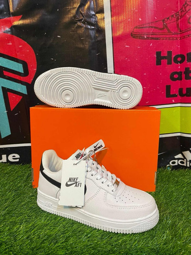 Af1 Cuero Blanco Paloma Negra 22mx