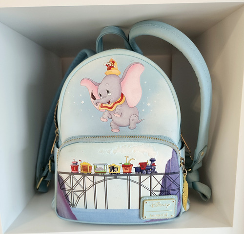 Mochila Loungefly Disney Dumbo