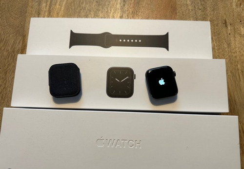 Apple Watch (gps) Series 4 44mm Space Gray Pulseira A1978