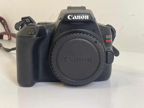 Canon Sl3 + Lente 18-55 + Lente 50mm + Maleta
