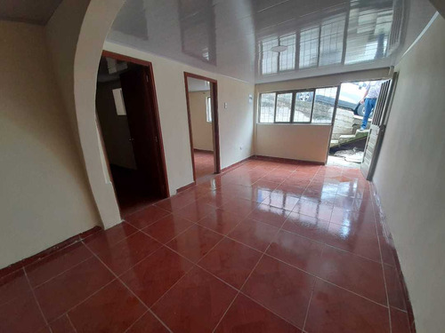 Se Vende Casa Económica En Villa Luz, Manizales - Casas En Venta