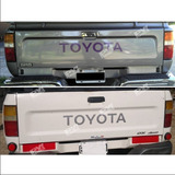 Calcos Toyota + Sr5 De Porton Compatible Para Hilux Sr5
