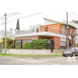 Chalet En Una Planta Reciclado Hace Tres Años.