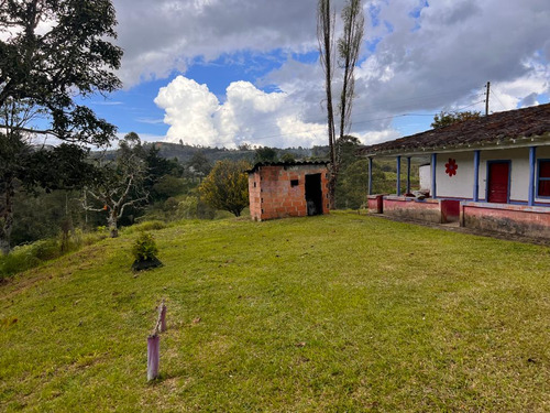 Hermosa Finca Campesina En Venta San Vicente - En Remodelación!!!! - Imagen 4