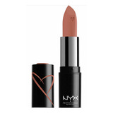 Nyx Profesional Makeup Satin Lipstick Labial Shoutloud Acabado Satinado Color Silk