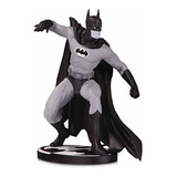 Estatua - Dc Collectibles Batman Blanco Y Negro: Batman Por 