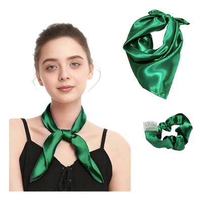 Mascada Satin Pañuelo Color Sólido Lizo Para Mujer. Picky® Color Verde Oscuro Diseño De La Tela Liso Talla Unitalla