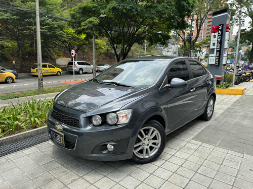 Chevrolet Sonic 2013 1.6 Lt 4 P At