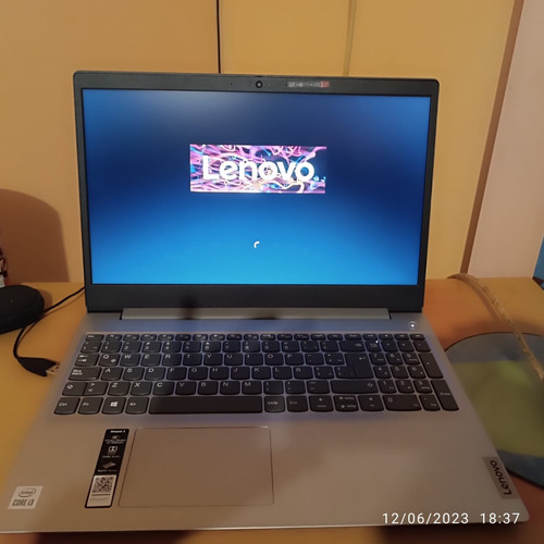 Laptop Lenovo Ideapad Platinum Gray 15.6  Intel I3 8gb 1tb