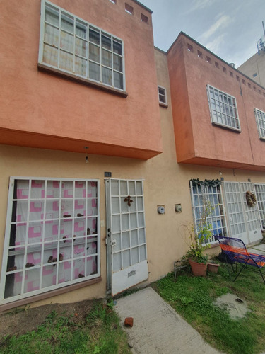 Bonita Casa De 2 Recamaras Y Alberca, Cerca De Escuelas Y A Unos Minutos De Una Pequeña Bodega Aurrera Y Oxxo.