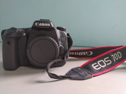 Canon 70d Cliques 15k Somente O Corpo