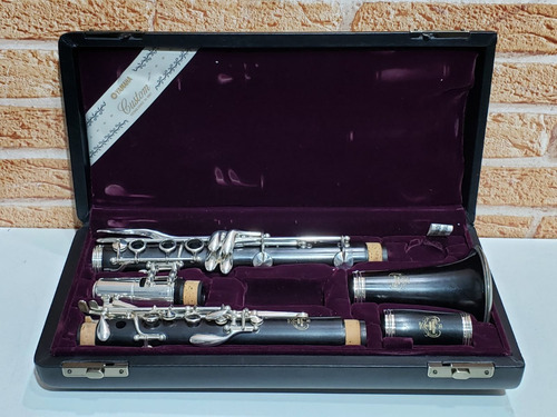 Clarinete Yamaha Custom Se Ebano Chaves Prata- Japão Ref 550