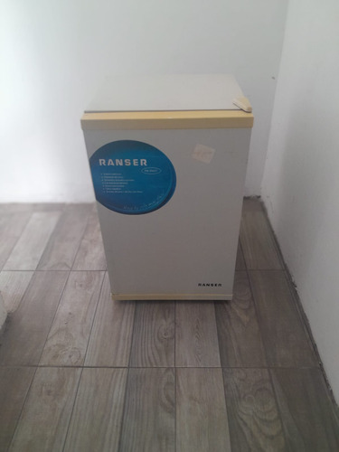 Heladera Minibar Ranser Fb-ra01 Blanca 65l (para Reparar)