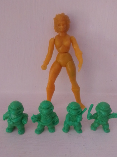 Figura Abril Oneil Y Mini Tortugas Ninja Bootleg Víntage 90s