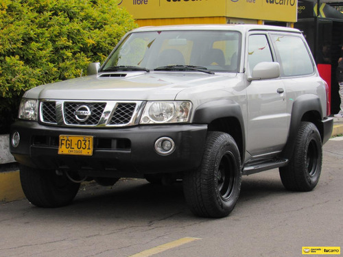 Nissan Patrol 3.0 Y61 Gl Mt 