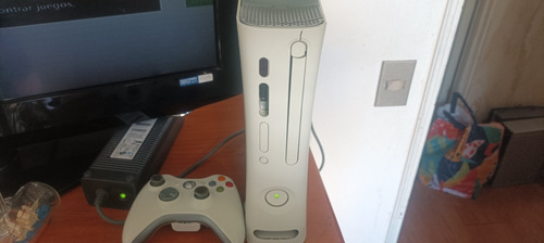 Xbox 360 Con Tres Juegos Funcionando Perfecto 
