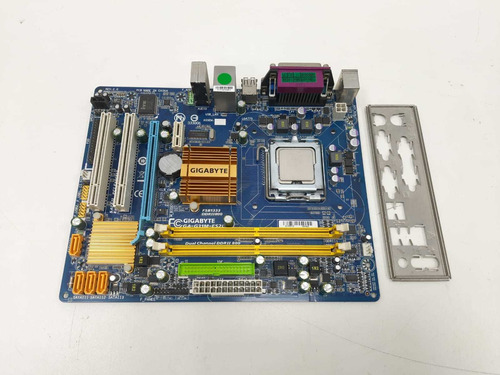 Kit Placa Mãe Gigabyte Ga-g31m-es2l775 4gb Ram Ddr2 Garantia