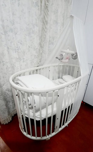 Cama Cuna Stokke + Colchon + Protector Enespuma + Toldillo +