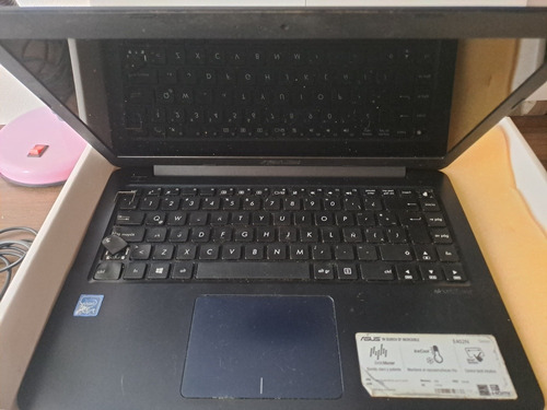 Notebook Asus E402n