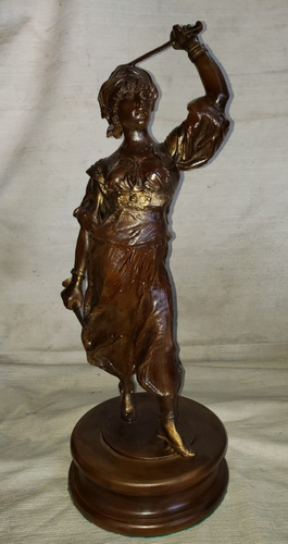 Estatua Antigua Mujer Con Cuchillo Petit Bronce Montepio_ant