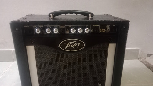 Amplificador Peavey Rage 258 Excelente Estado