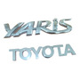 Emblema Letras Toyota Yaris  Toyota YARIS