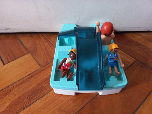 Playmobil Usado/ Bote A Pedal Y 3 Figuras/ Mb Estado 