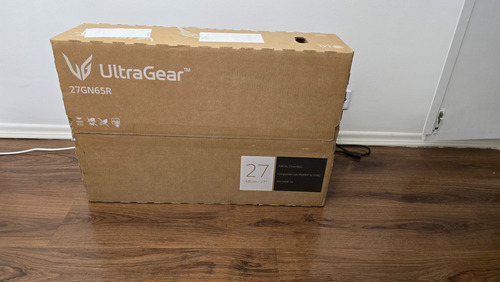 Monitor Gamer LG Ultragear 27  1080p 144hz 1ms Tela Quebrada