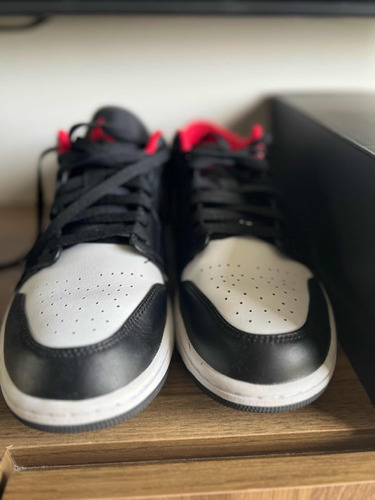 Tênis Nike Air Jordan 1