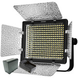 Iluminador Led Yongnuo Yn320 5500k + Bat. F970 + Carregador