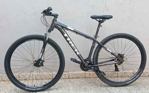 Bicicleta Trek Marlin 6 Mtb