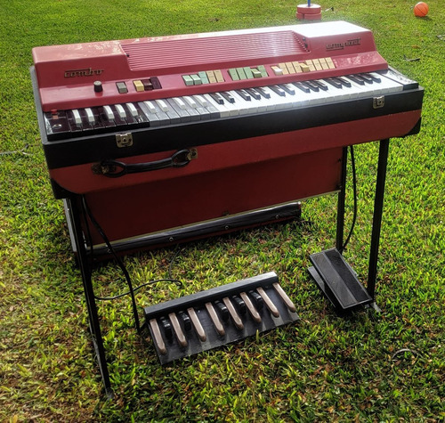 Organo Farfisa Compact Combo Con Pedaleras No Vox Hammond  