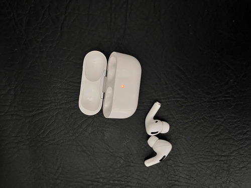  Apple AirPods Pro