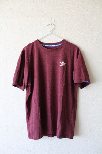 Polera adidas