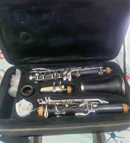 Clarinete Century Semi Nuevo