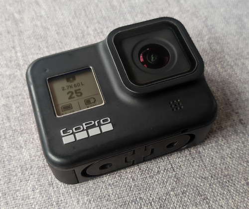 Cámara Go Pro Hero 8 Black + Accesorios