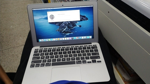 Apple Macbook Air 11.6  Core I5-5250u Dual-core 1.6ghz 4gb 1